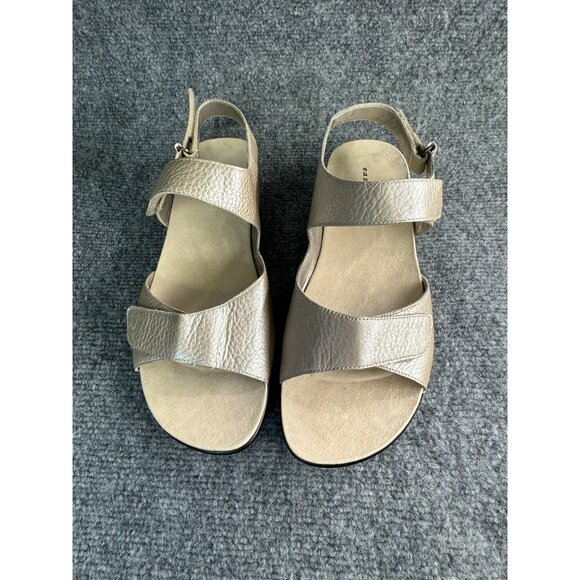 Easy Spirit Sandals Women's 8.5M Gold Leather Sandals Adjustable Ankle Straps - Picture 6 of 13